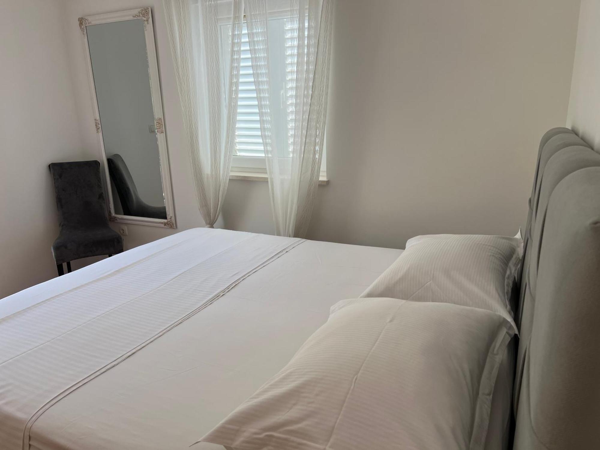 Ana Exclusive Apartments Jelsa  Bagian luar foto