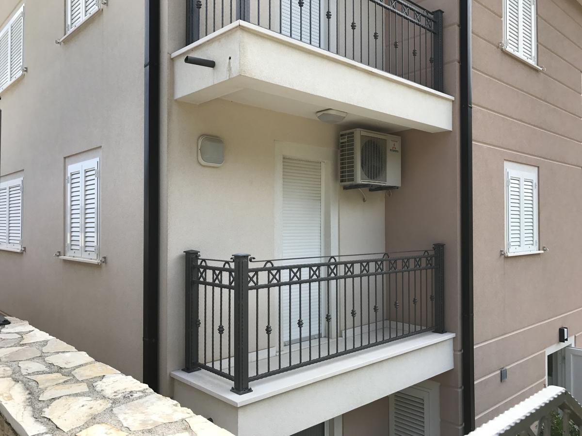 Ana Exclusive Apartments Jelsa  Bagian luar foto